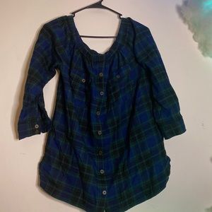 Off the shoulder long sleeve